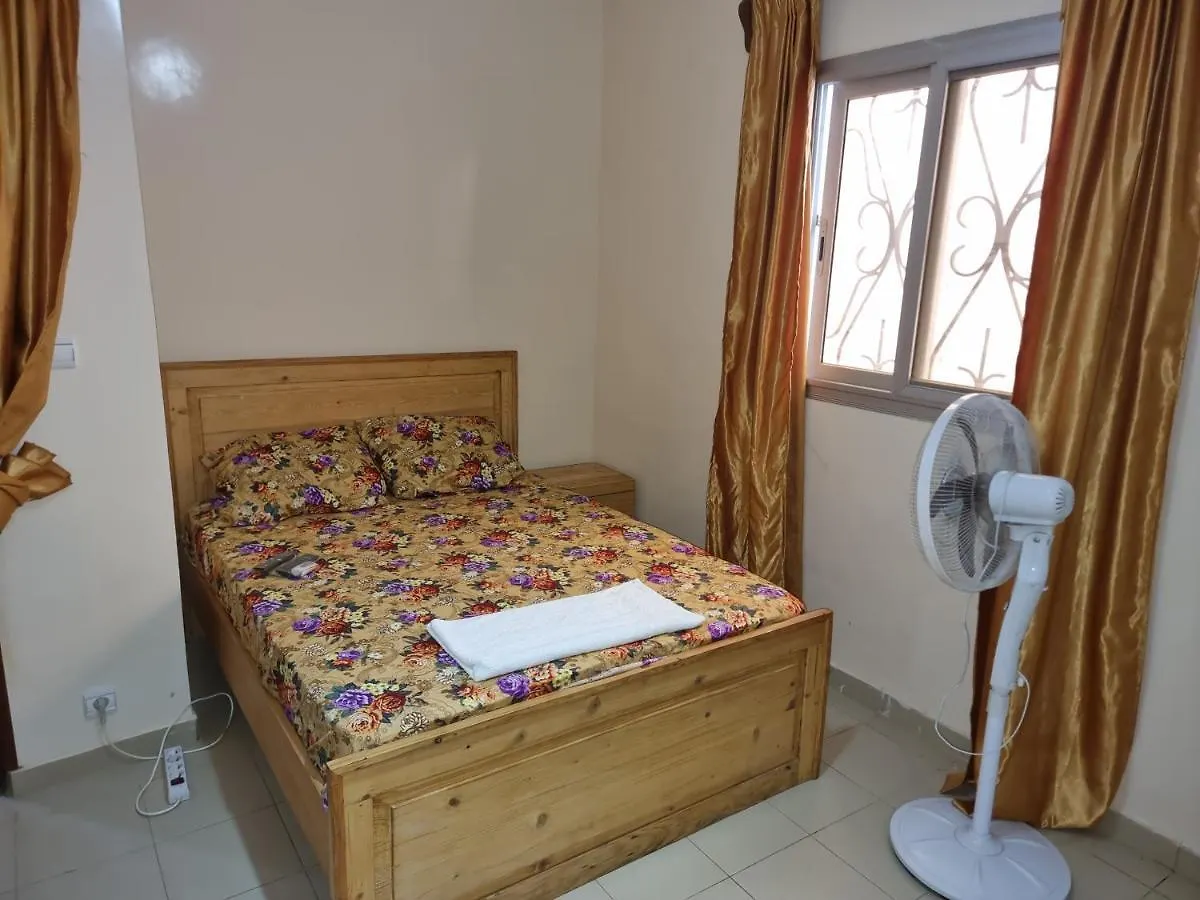 Homestay Chambres Privees Climatisees-Douches Personnelles-Neflix-Salon Dakar
