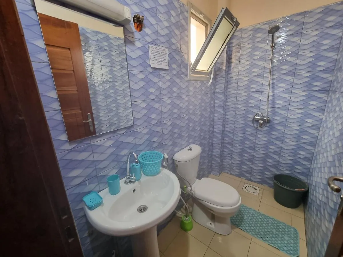 Chambres Privees Climatisees-Douches Personnelles-Neflix-Salon Dakar Homestay