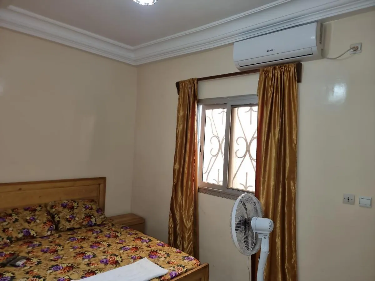 Homestay Chambres Privees Climatisees-Douches Personnelles-Neflix-Salon Dakar
